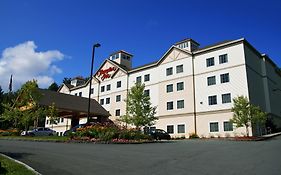 Hampton Inn  3*